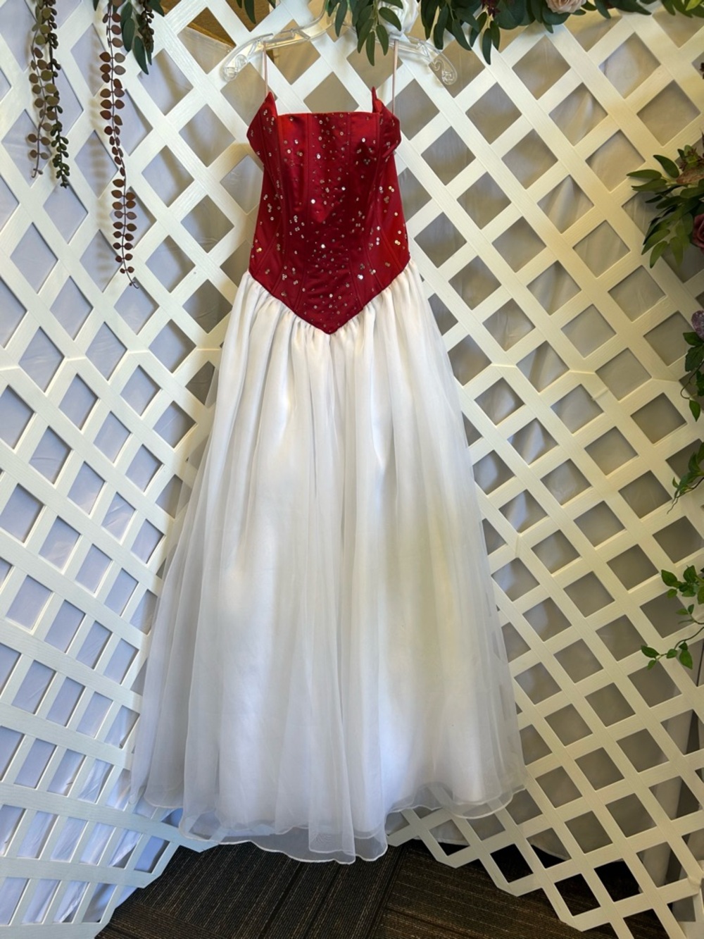 Vintage Red Corset Bodice White Tulle Formal Dress Strapless Sequin Prom Bridal